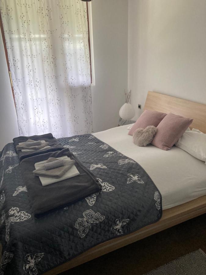 לינה וארוחת בוקר Dol pri Hrastniku Planinski Dom Na Kalu מראה חיצוני תמונה